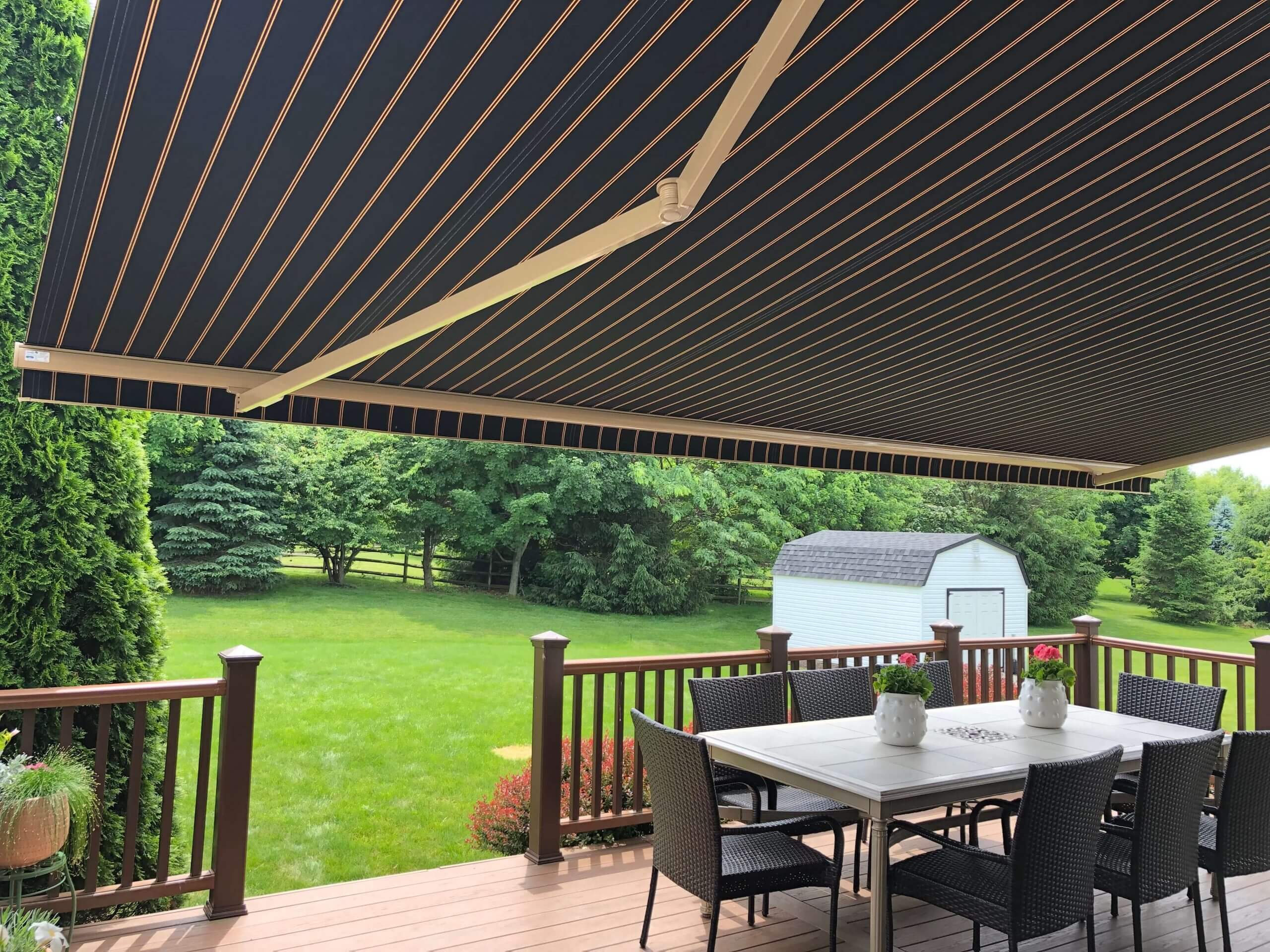 window retractable awning